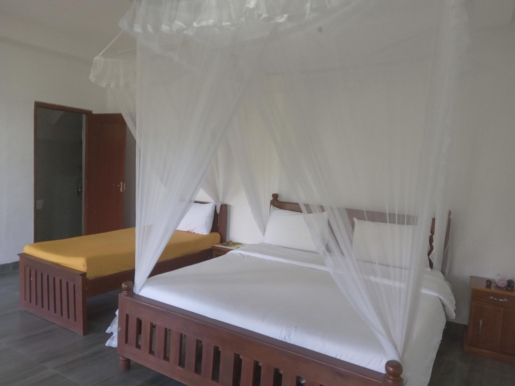 إيلا فندق Chamodya Home Stay الغرفة الصورة